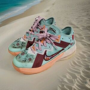 DN4177-400 Nike Lebron James 18 Low Mimi Plange Shoes GS Youth 5 Blue Daughters